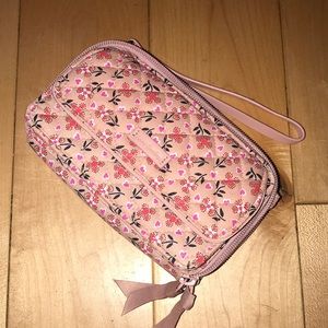 Vera Bradly never used